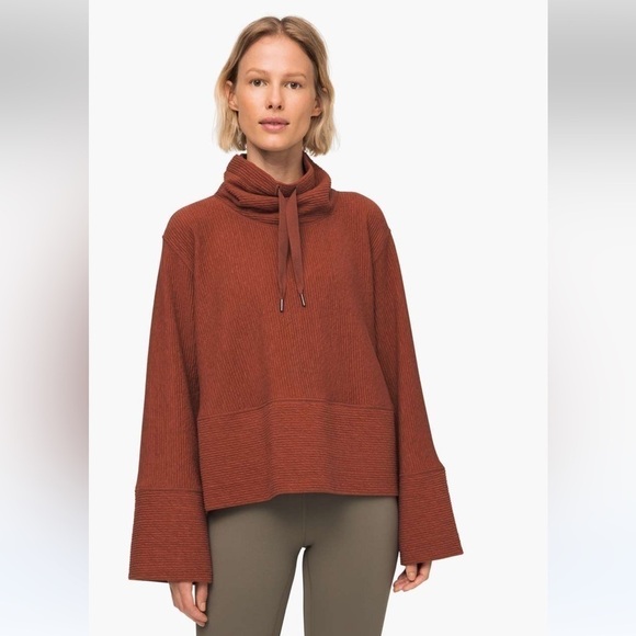 Lululemon Retreat Yourself Pullover
Heathered Rustic Clay size 4 - Picture 9 of 9